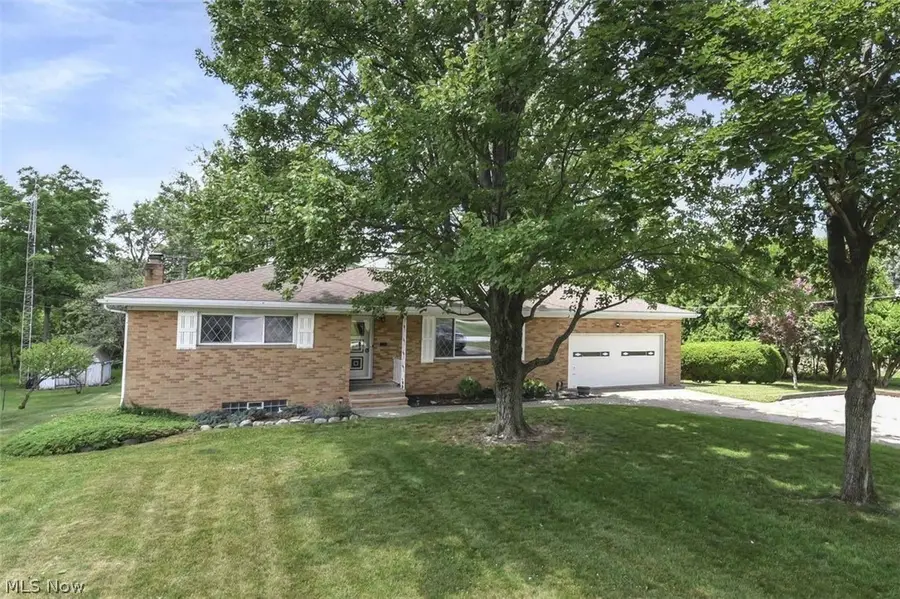 8756 Royalhaven Drive, North Royalton, OH 44133 - #2