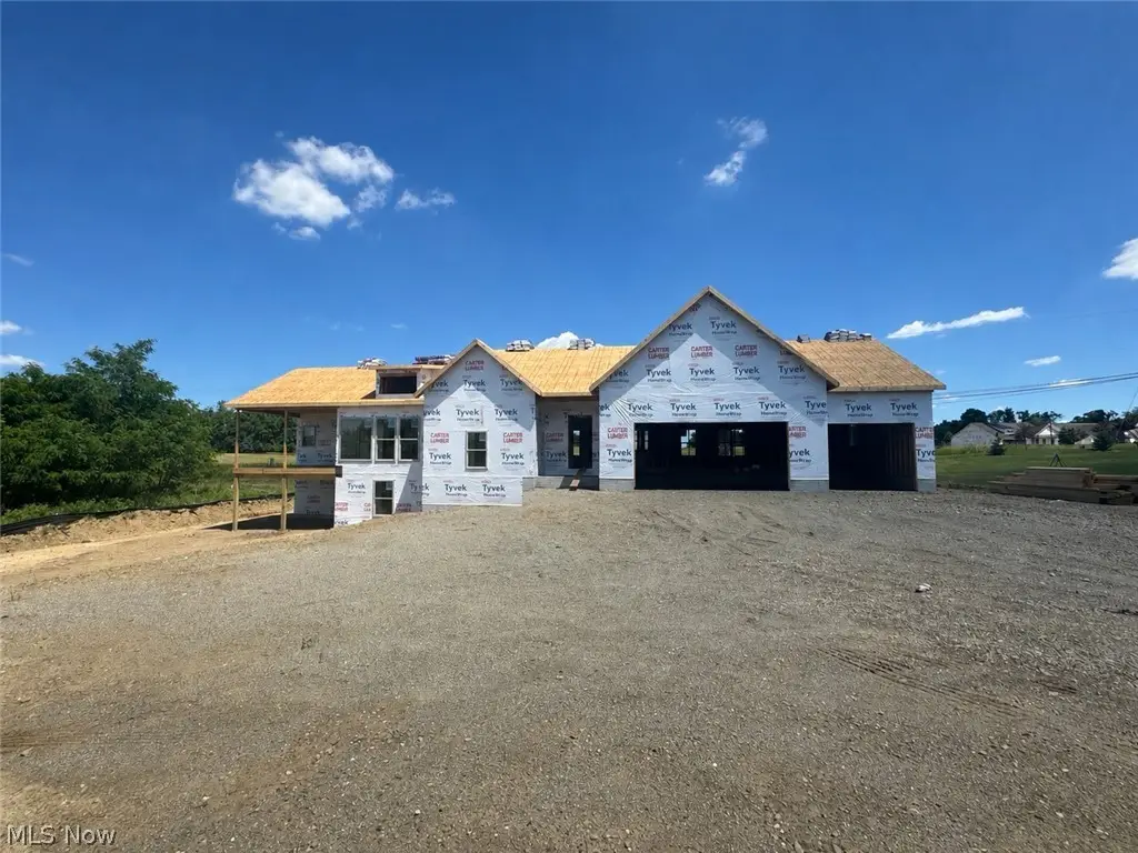 531 Gentlebrook Sw Boulevard, Hartville, OH 44632 - #1