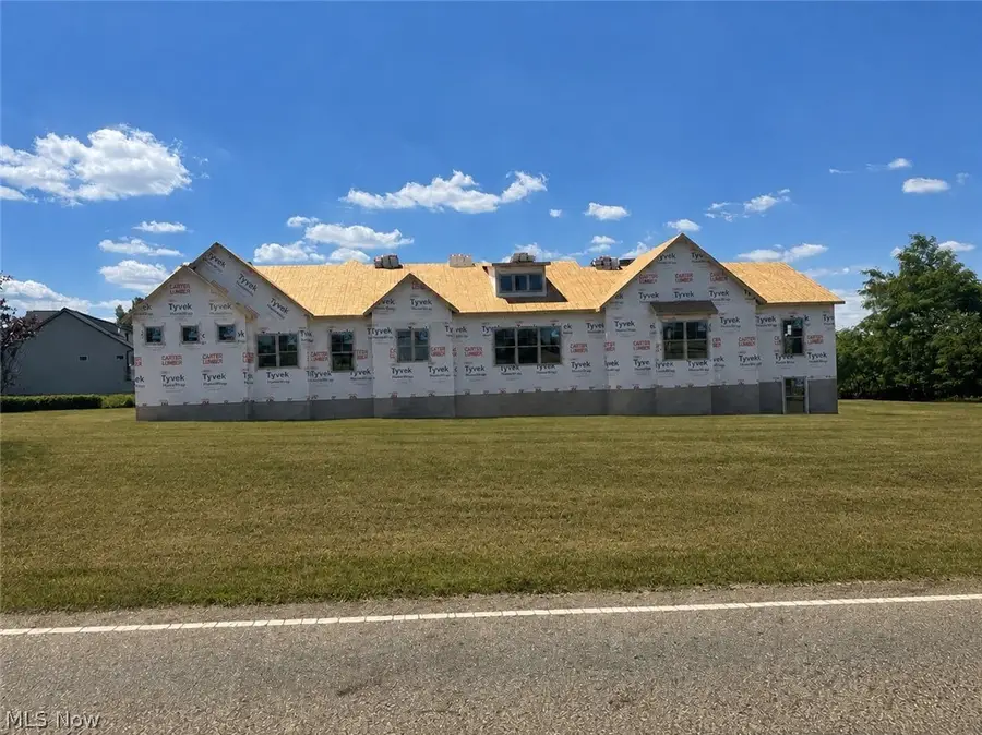 531 Gentlebrook Sw Boulevard, Hartville, OH 44632 - #2