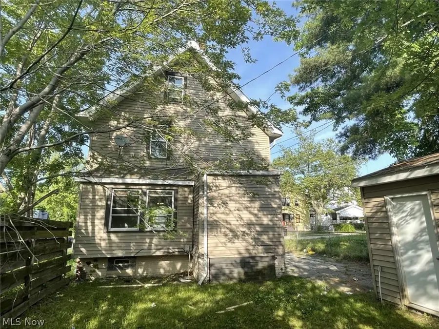 1026 E 148th Street, Cleveland, OH 44110 - #2