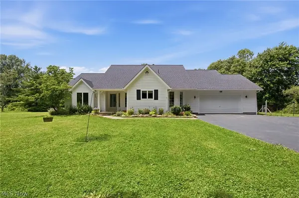 18330 Shaw Road, Chagrin Falls, OH 44023