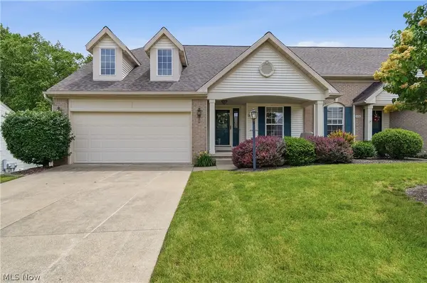 1652 Southpointe Ne Circle, Canton, OH 44714