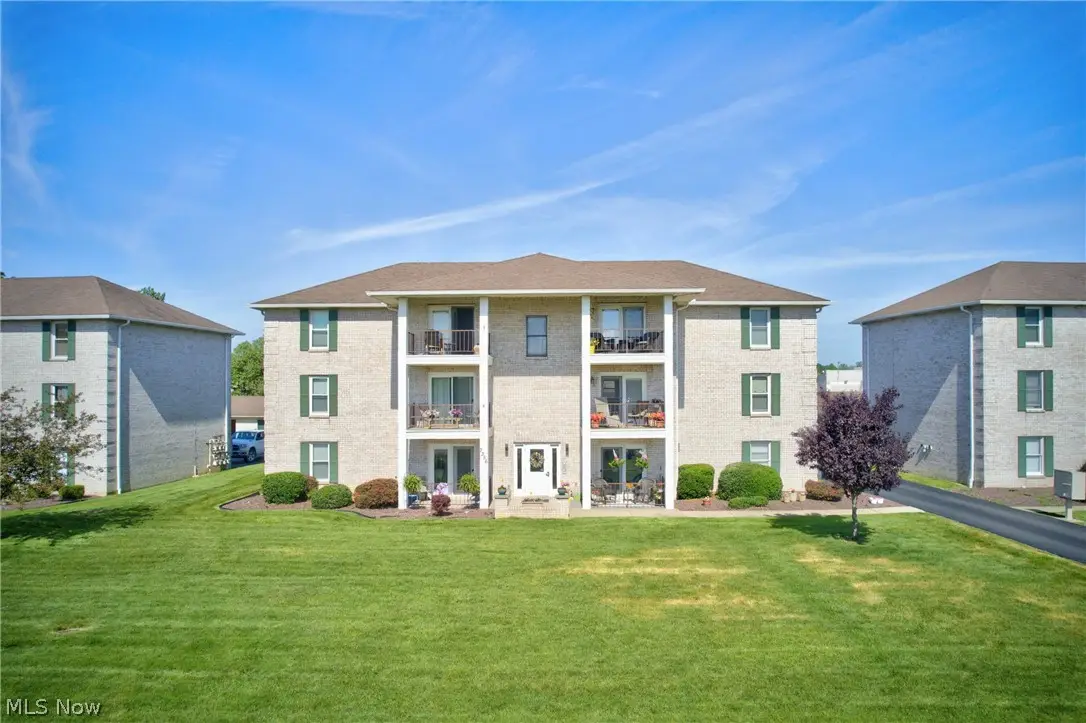7356 Eisenhower Drive #6, Boardman, OH 44512 - #1