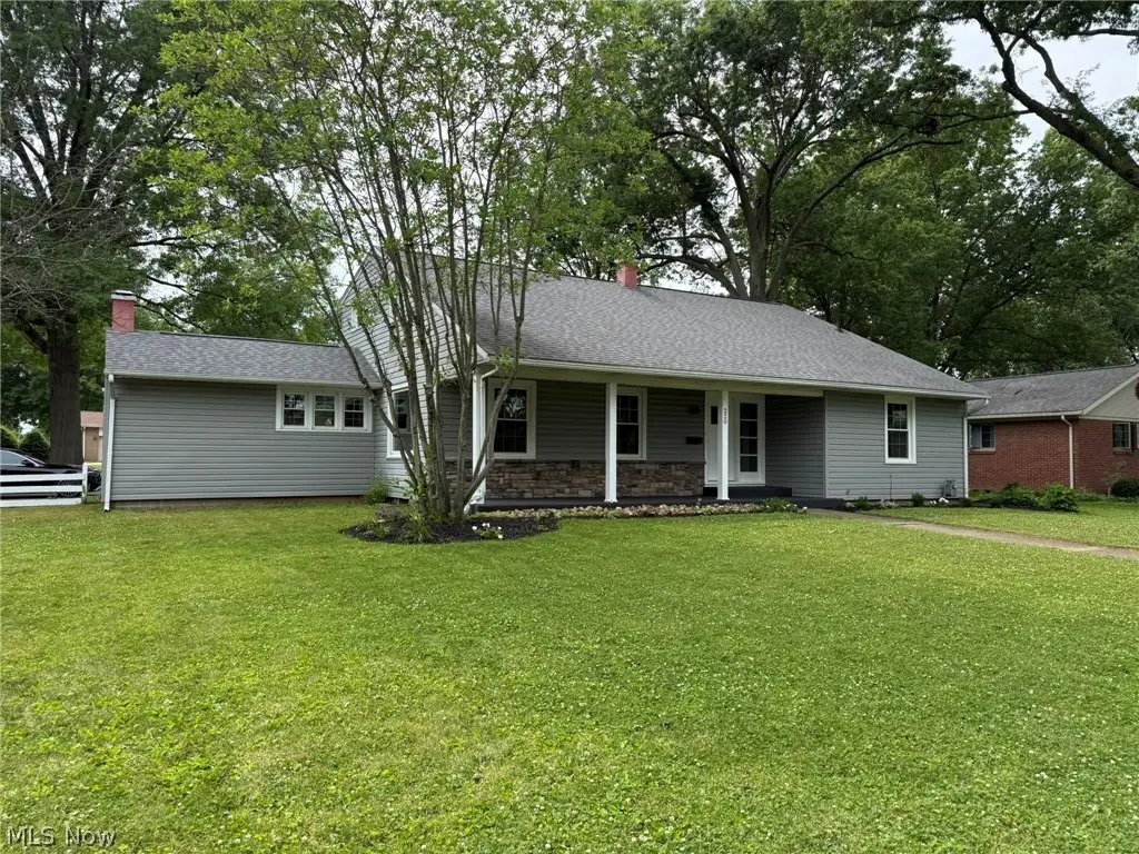 220 Grant Street, Dover, OH 44622 - #1
