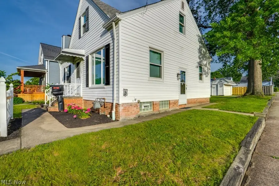 5007 Russell Avenue, Parma, OH 44134 - #3