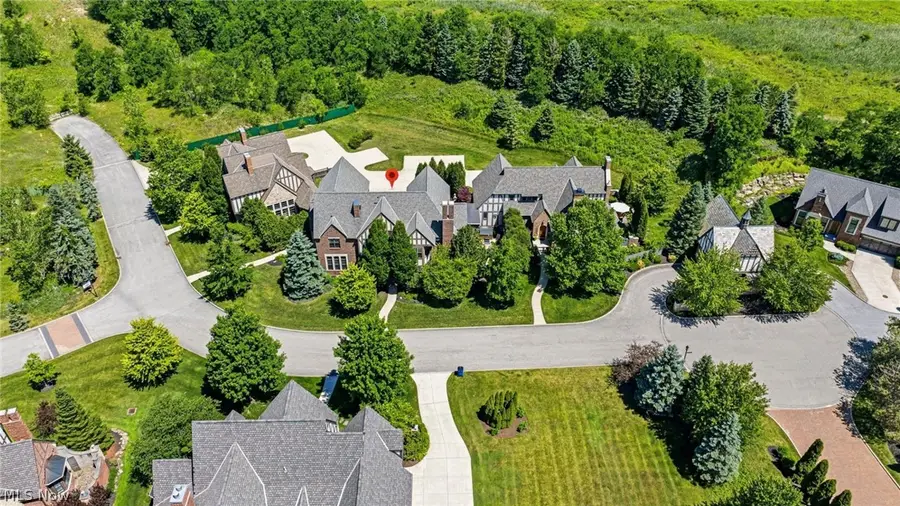 39487 Tudor Drive, Willoughby, OH 44094 - #3