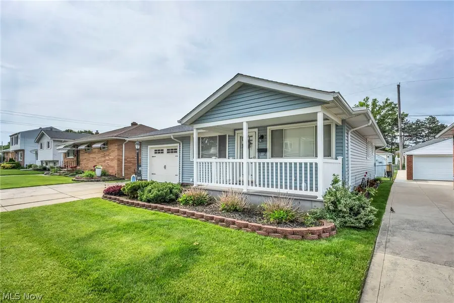 30892 Harrison Road, Wickliffe, OH 44092 - #2