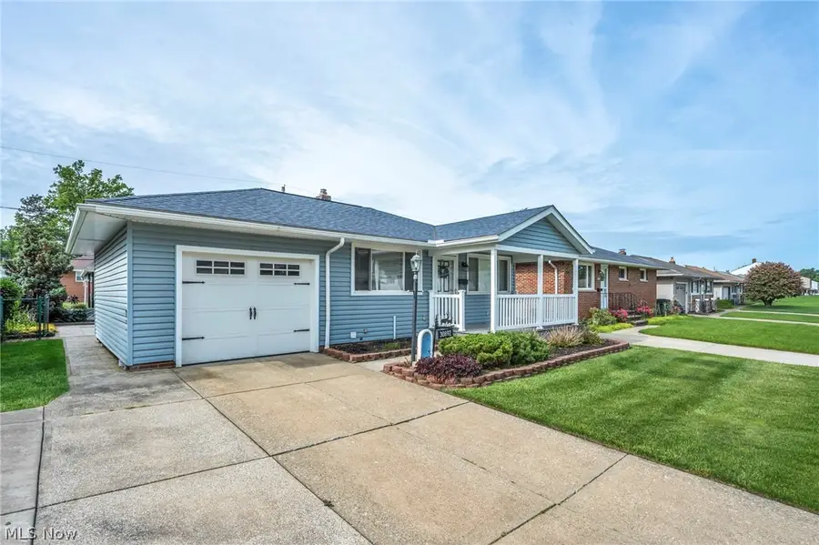 30892 Harrison Road, Wickliffe, OH 44092 - #3