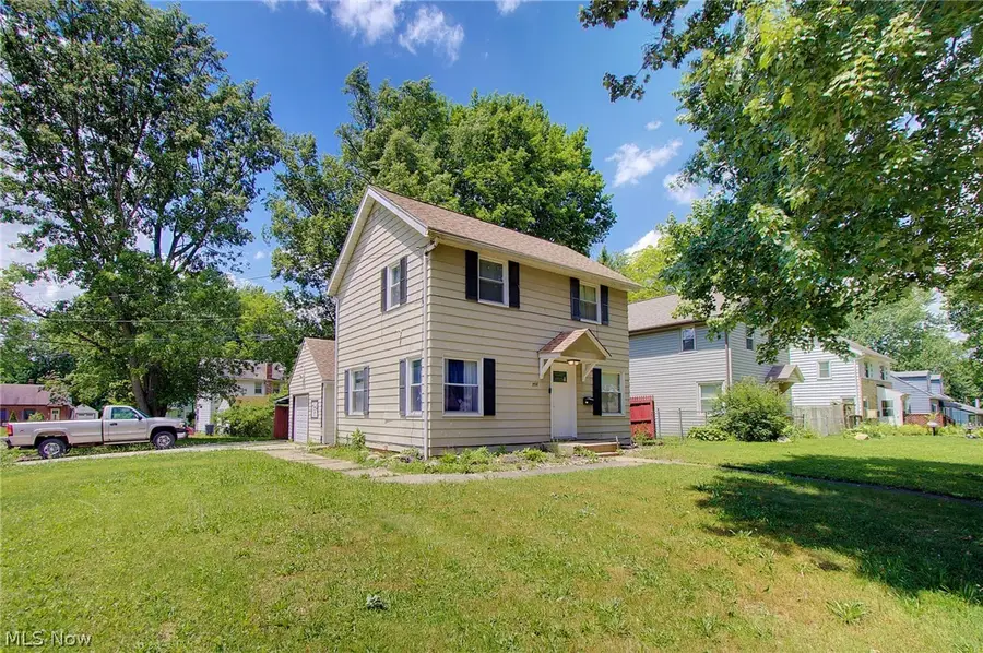 754 Hayden Avenue, Akron, OH 44320 - #3