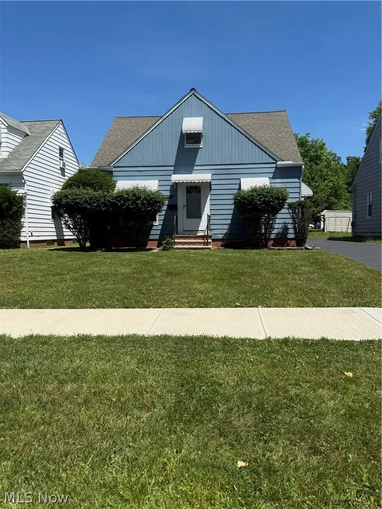 5469 Thomas Street, Maple Heights, OH 44137 - #1