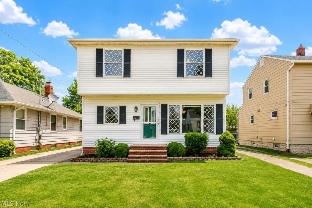 1565 Douglas Road, Wickliffe, OH 44092 - #1