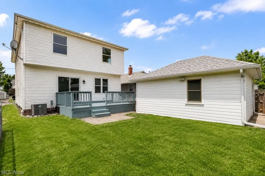 1565 Douglas Road, Wickliffe, OH 44092 - #3