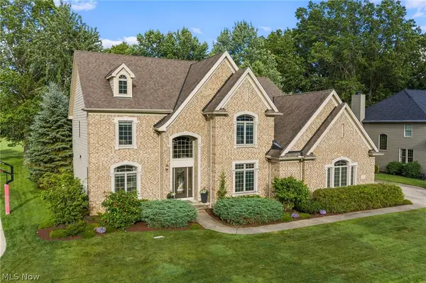 583 Legends Row, Avon Lake, OH 44012