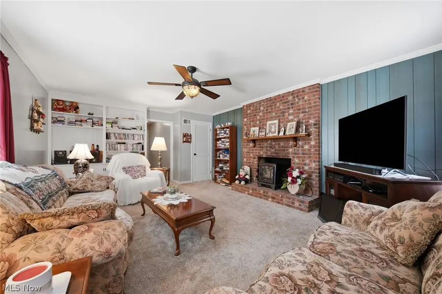 36 N Pearl Street, Columbiana, OH 44408 - #2