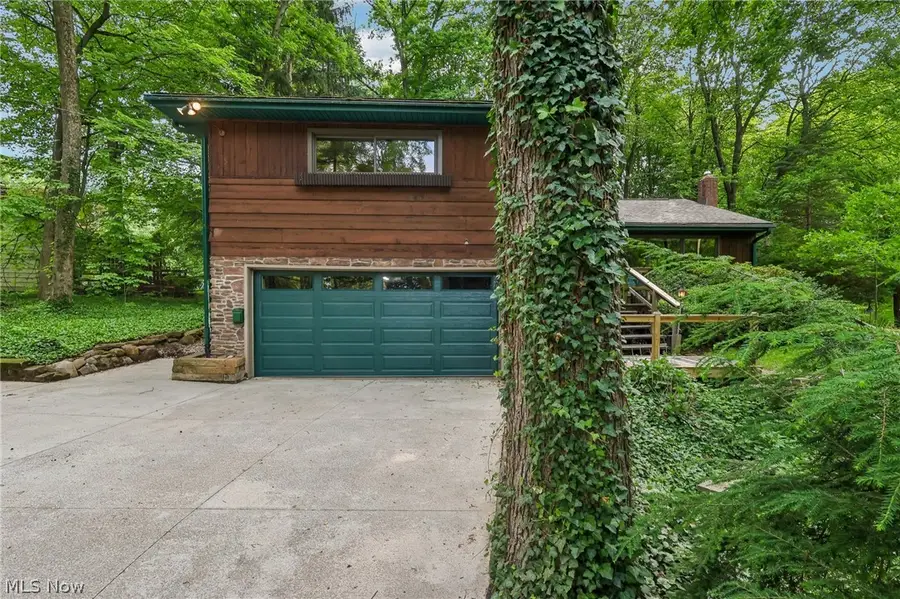 884 Dogwood Terrace, Copley, OH 44321 - #3