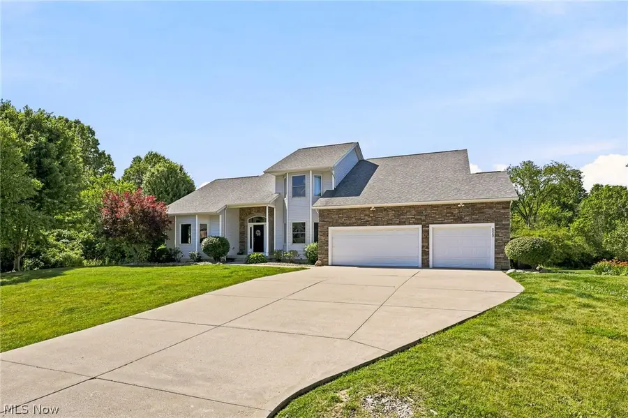 522 Tanglewood Trail, Cuyahoga Falls, OH 44223 - #2