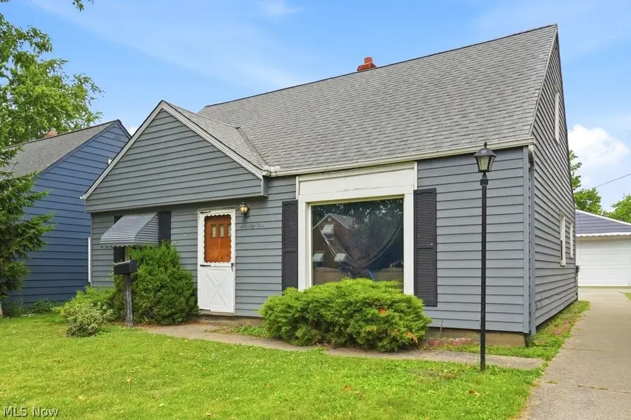 655 E 266th Street, Euclid, OH 44132 - #2