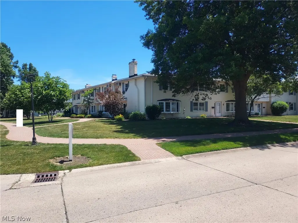 6-10 Meadowlawn Drive, Mentor, OH 44060 - #1