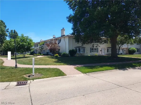 6-10 Meadowlawn Drive, Mentor, OH 44060