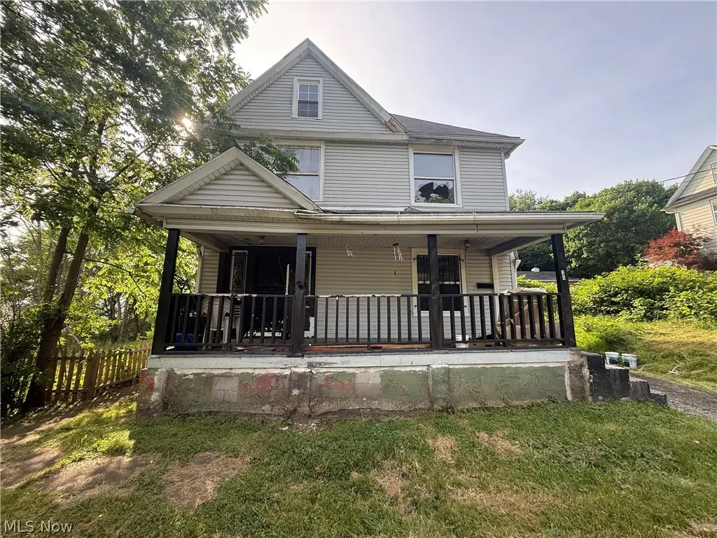 34 Montgomery, Youngstown, OH 44506 - #1