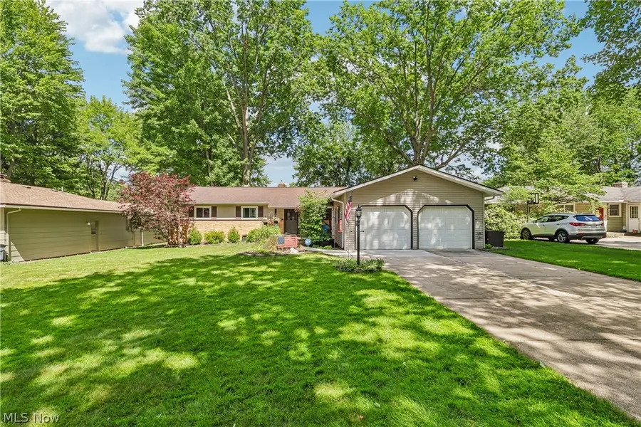 10249 Fairtree Drive, Strongsville, OH 44149 - #2