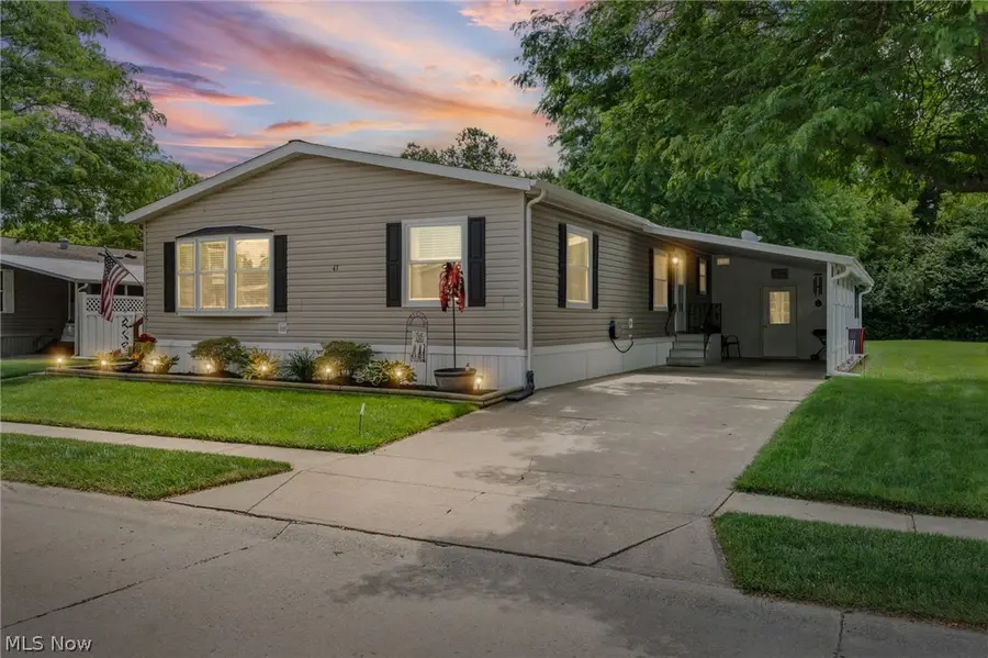 43 Periwinkle Drive, Olmsted, OH 44138 - #2