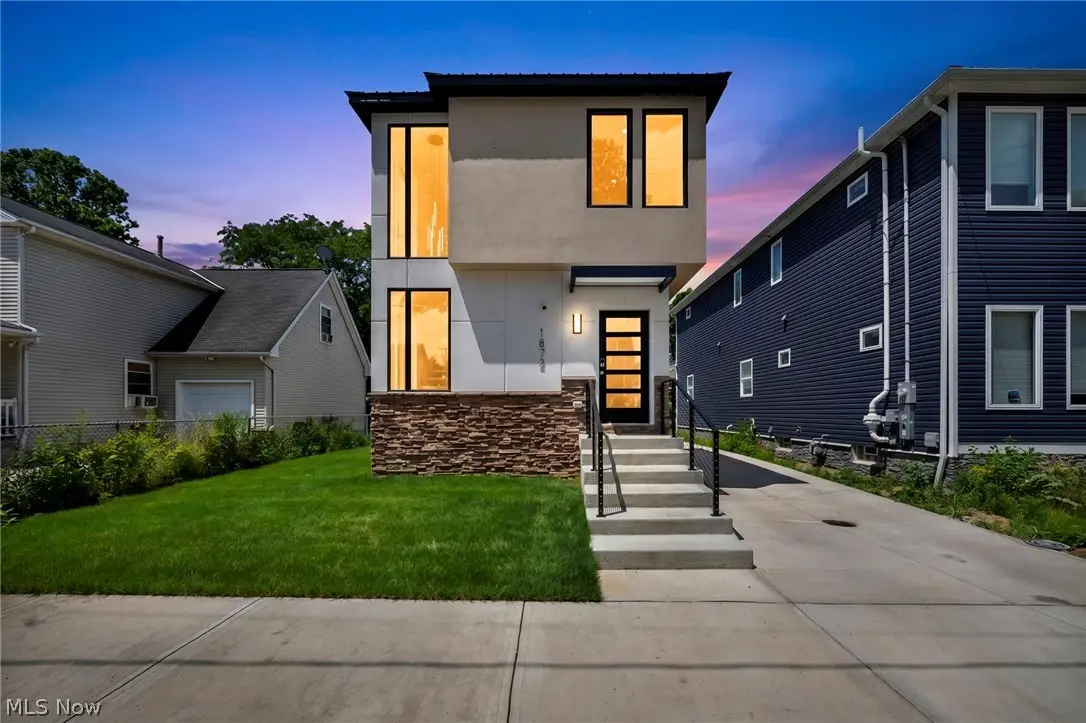 1872 W 57th Street, Cleveland, OH 44102 - #1