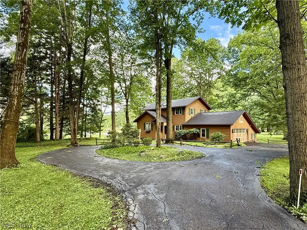 17956 Elliott Drive, Chagrin Falls, OH 44023 - #1