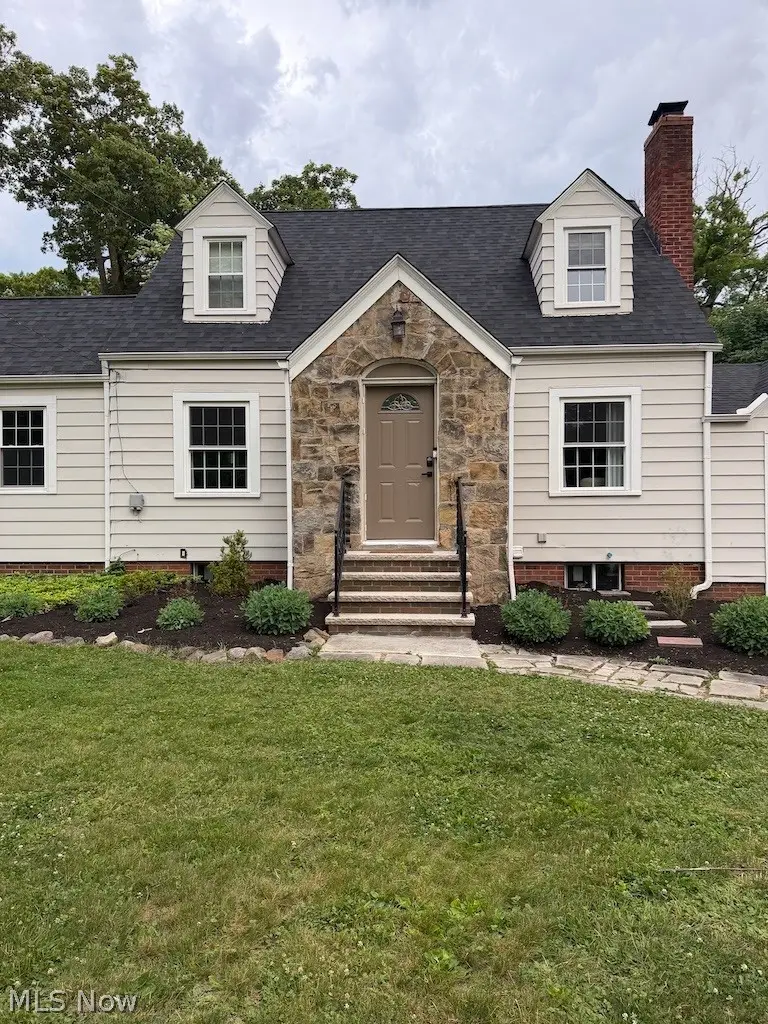 2350 Hillside Road, Seven Hills, OH 44131 - #2