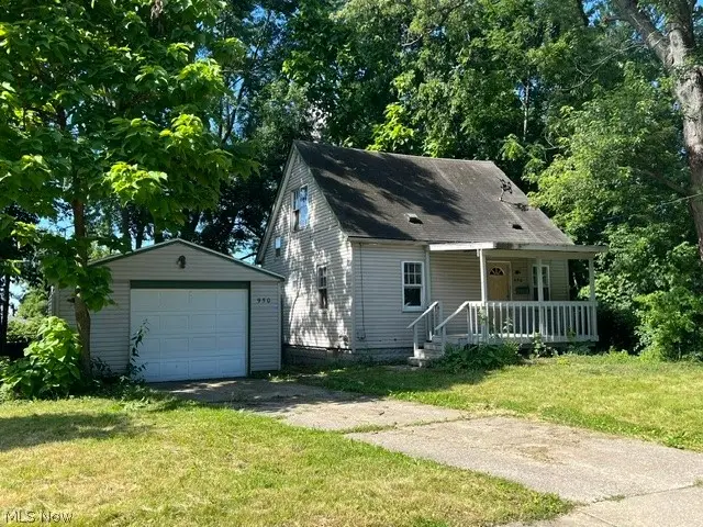 950 Silvercrest Avenue, Akron, OH 44314 - #1