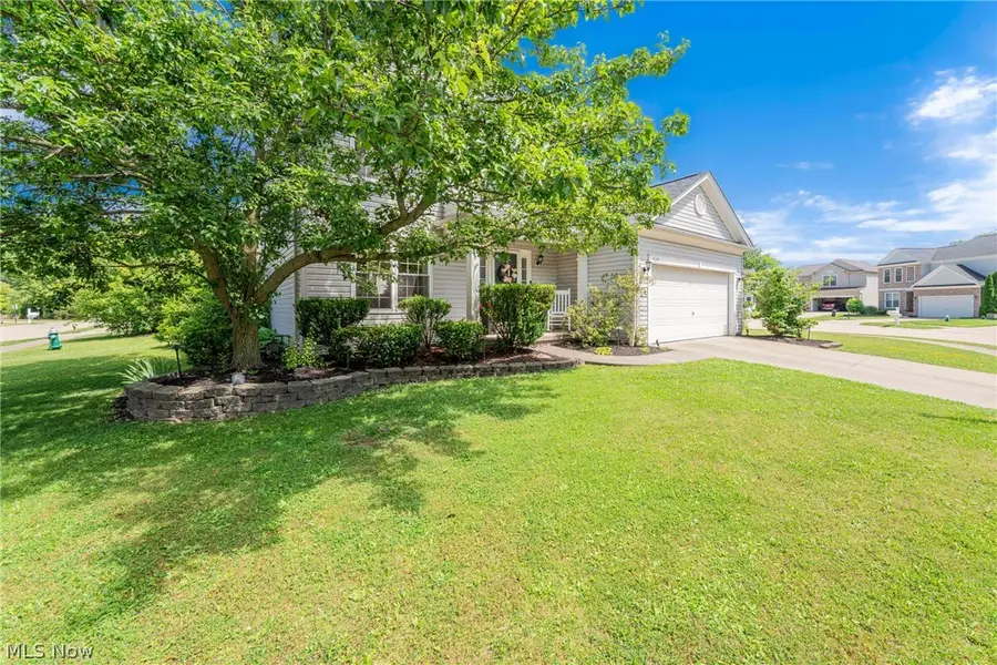 9049 Wynford Lane, Olmsted, OH 44138 - #2