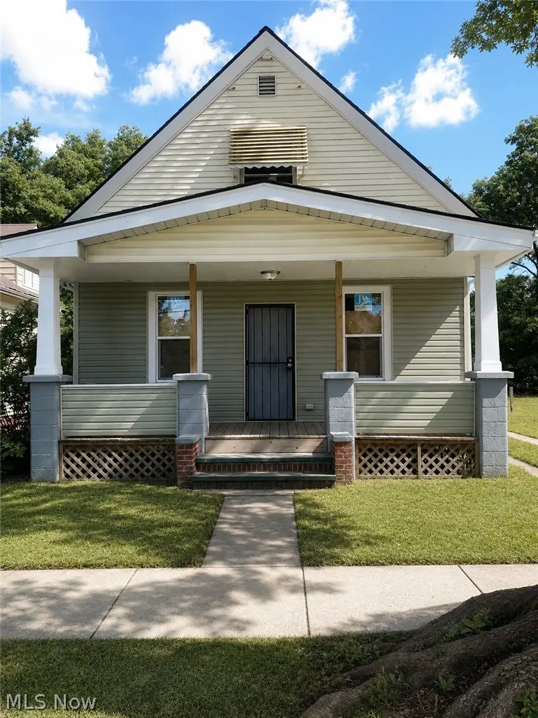 6709 Gertrude Avenue, Cleveland, OH 44105 - #2
