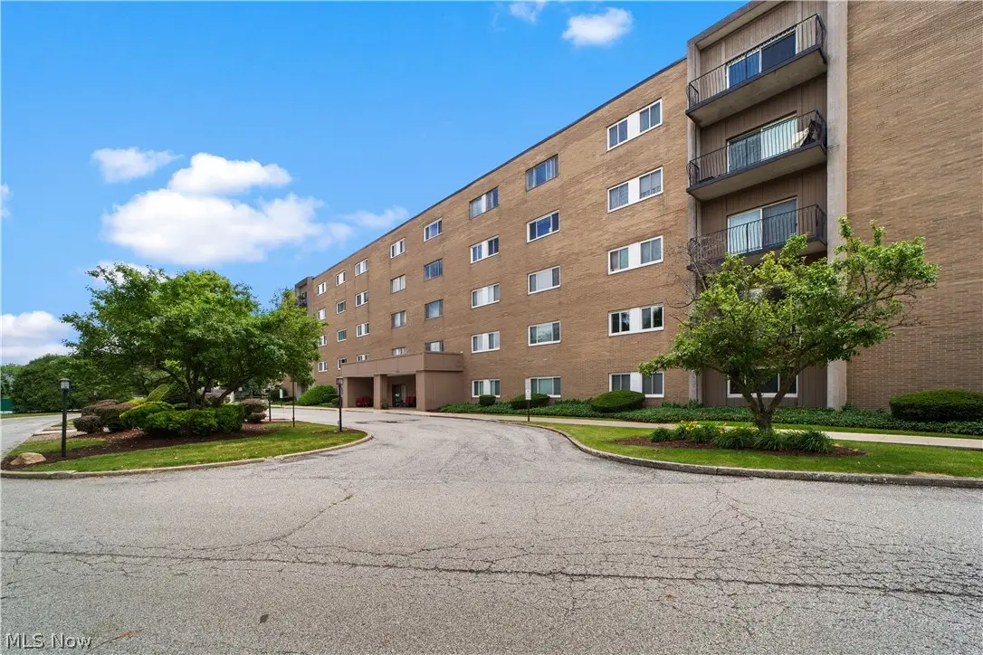 20333 Detroit Road #512B, Rocky River, OH 44116 - #1