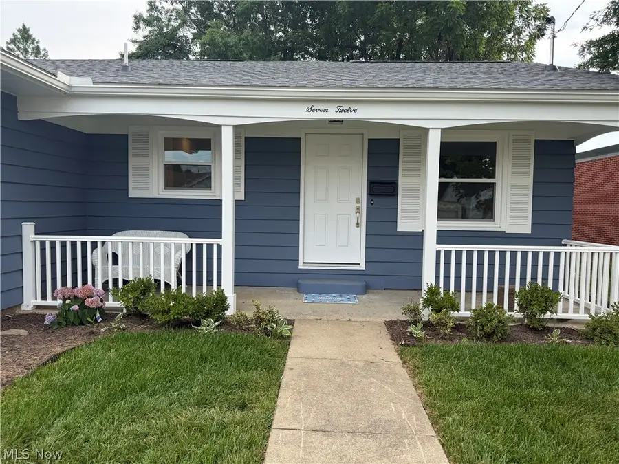 712 41st Street, Vienna, WV 26105 - #3