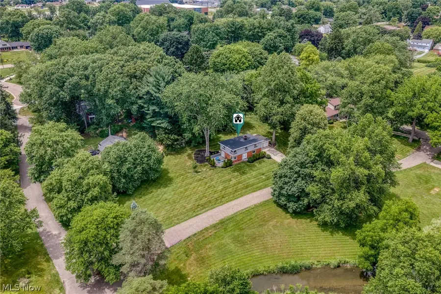 145 Brookdell Nw Drive, North Canton, OH 44720 - #3