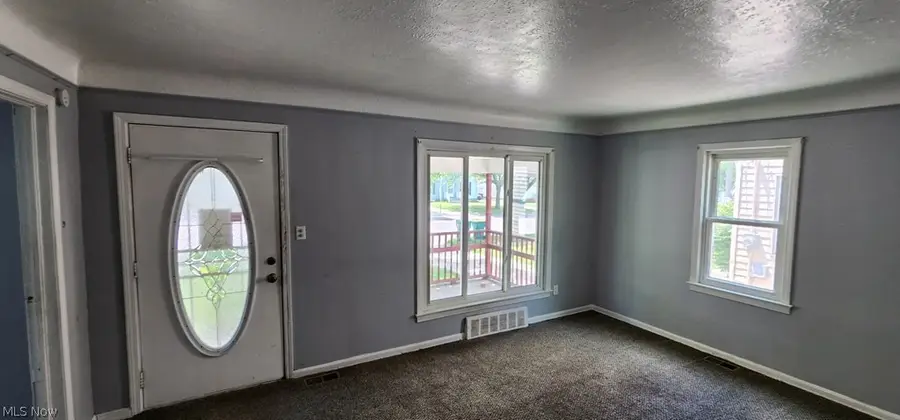 14809 Rockside Road, Maple Heights, OH 44137 - #2
