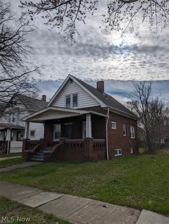 1268 E 169th Street, Cleveland, OH 44110 - #2