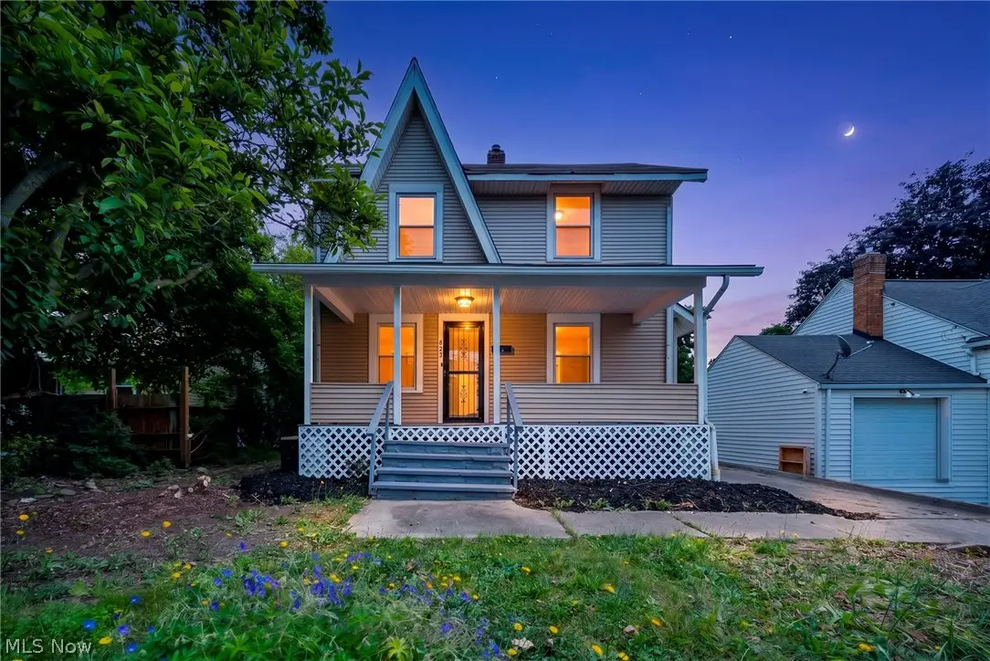 825 Dan Street, Akron, OH 44310 - #1