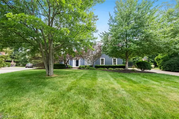 31729 Commodore Court, Avon Lake, OH 44012