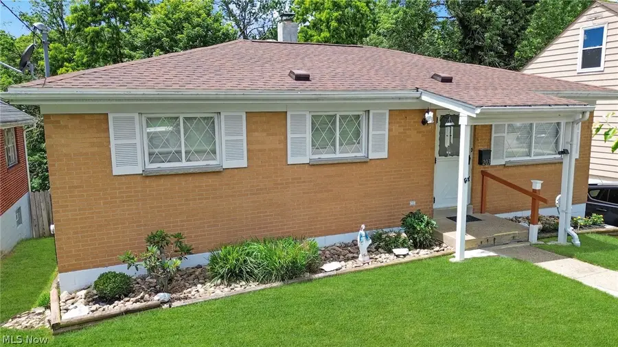 203 Opal Boulevard, Steubenville, OH 43952 - #3