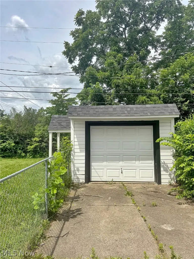 4928 E 84th Street, Garfield Heights, OH 44125 - #3