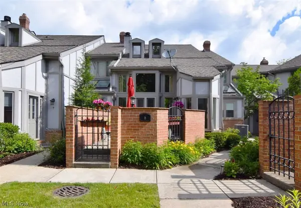 25450 Fairmount #6, Beachwood, OH 44122