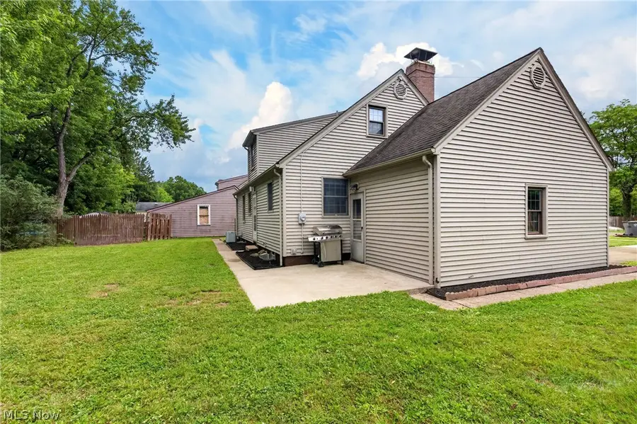3209 Hermosa Drive, Youngstown, OH 44511 - #2