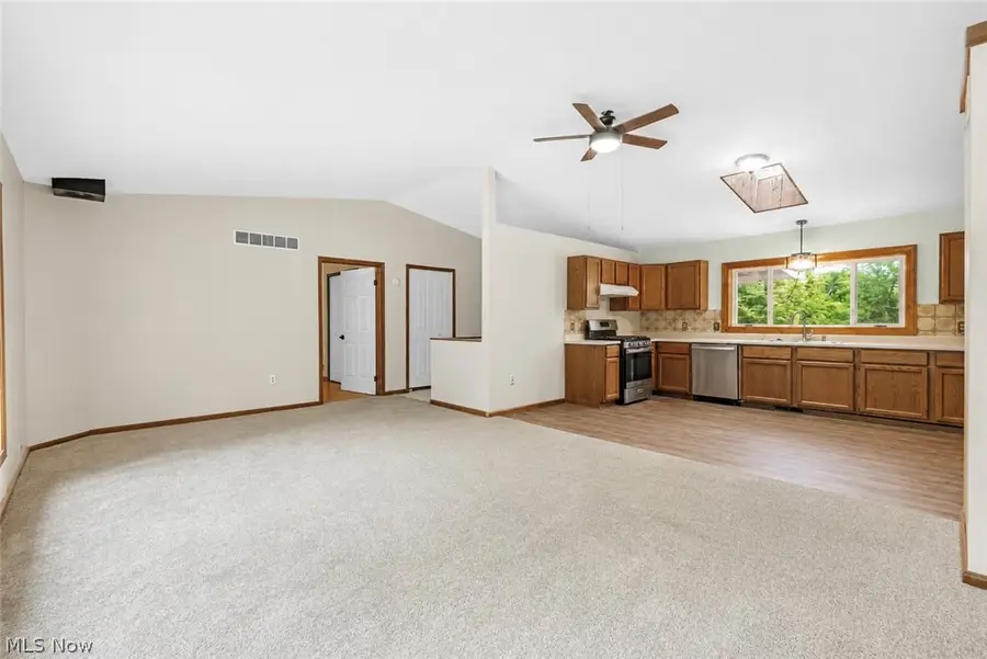 1038 E 21st Street, Ashtabula, OH 44004 - #2