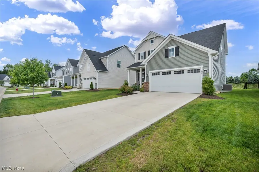 5394 Hawks Nest Circle, Sheffield Lake, OH 44054 - #2