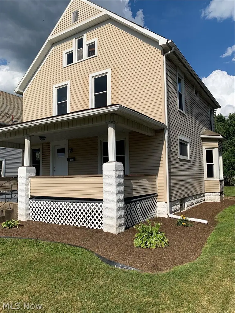 457 2nd Nw Street, New Philadelphia, OH 44663 - #3