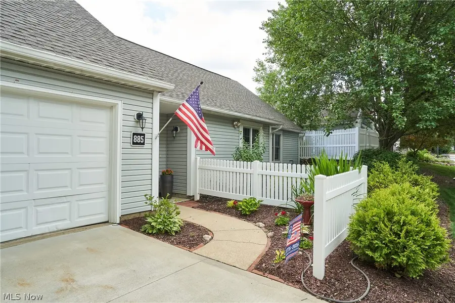 885 Kenton Court, Akron, OH 44313 - #2