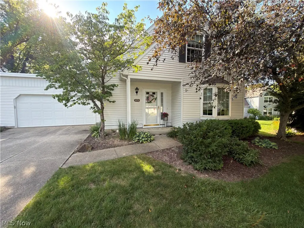 3375 Ash Lane, Cuyahoga Falls, OH 44223 - #1