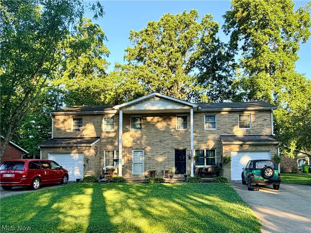 421-423 Cobblestone Ne Avenue, Alliance, OH 44601 - #1