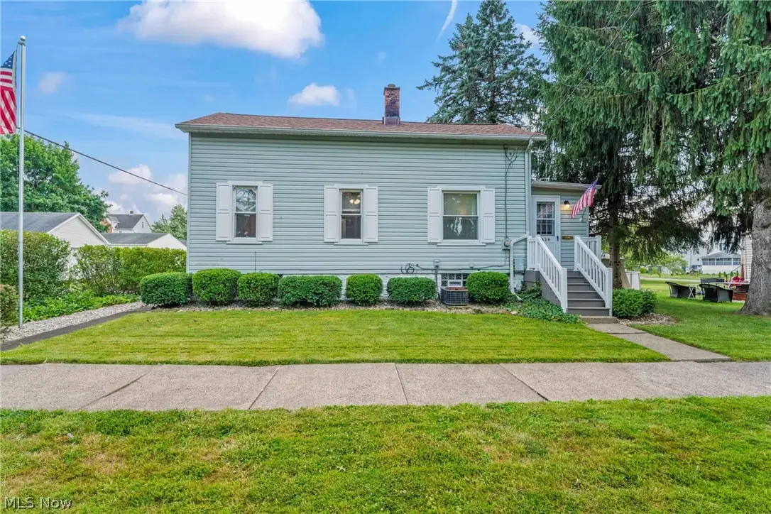 629 Clinton Street, Niles, OH 44446 - #1